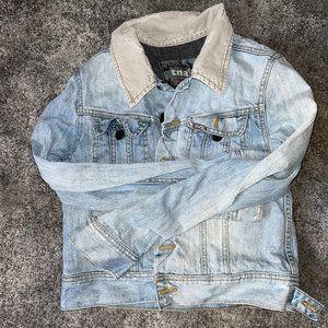Distressed TNA Aritzia Light Coloured Denim Flannel Lined Jacket